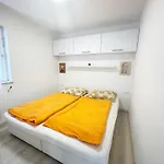 Panorama Haz Apartment *